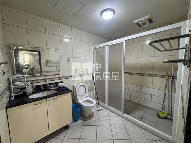 正南勢南京路百坪透店房屋室內格局與周邊環境