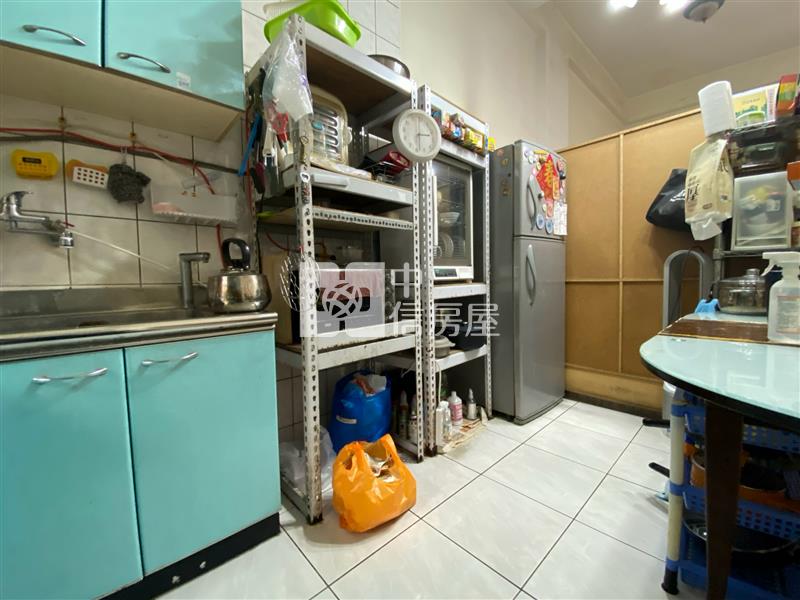 東區機能社區型別墅房屋室內格局與周邊環境