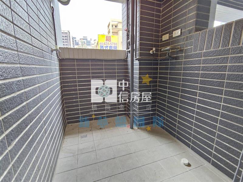 【新夢想】鴻澧越低樓層兩房車房屋室內格局與周邊環境