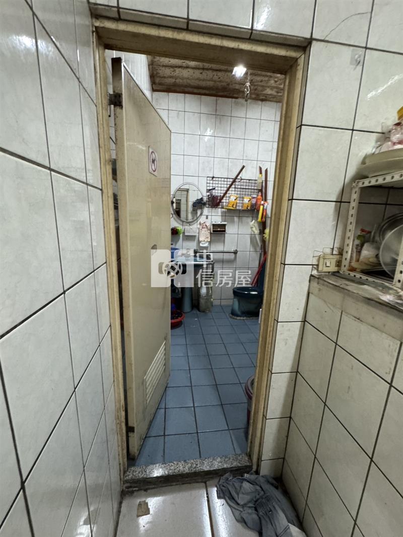 邊間5房透天房屋室內格局與周邊環境