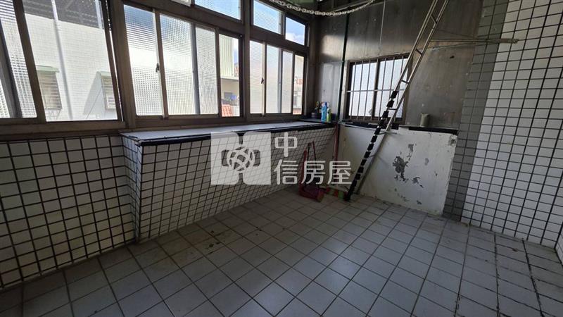 永豐透天廠房辦公室(中信卓越團隊)房屋室內格局與周邊環境