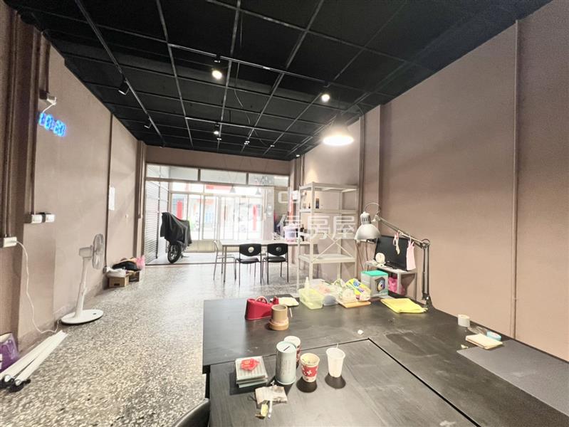 昌平商圈大地坪邊間透店房屋室內格局與周邊環境