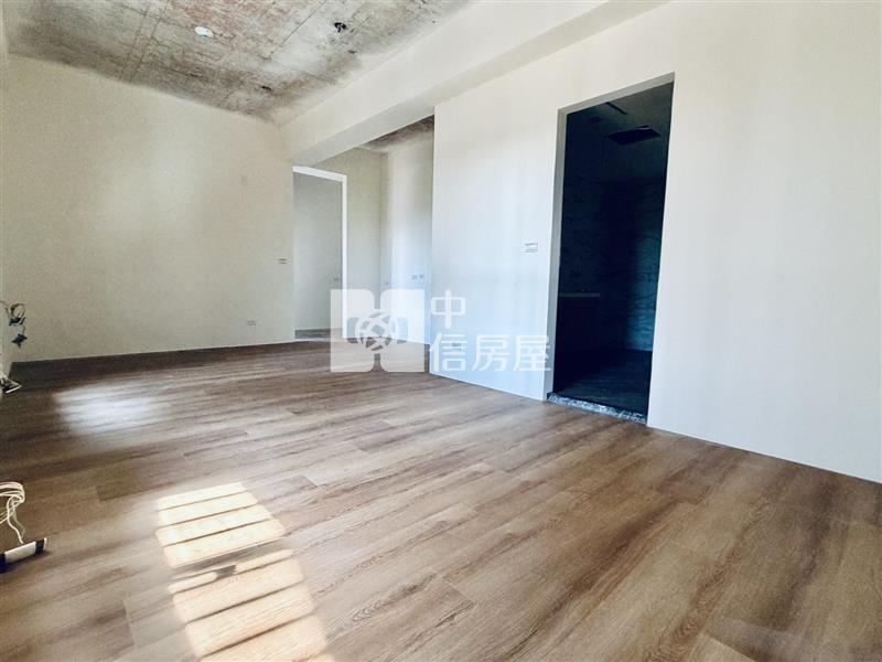 有謙火車站景觀大三房房屋室內格局與周邊環境