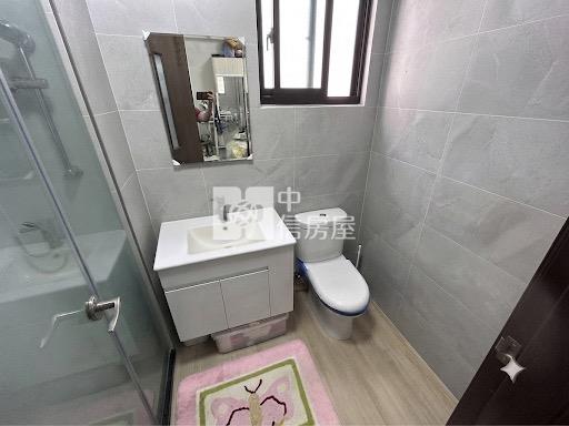 海豐輕屋齢2房華廈房屋室內格局與周邊環境