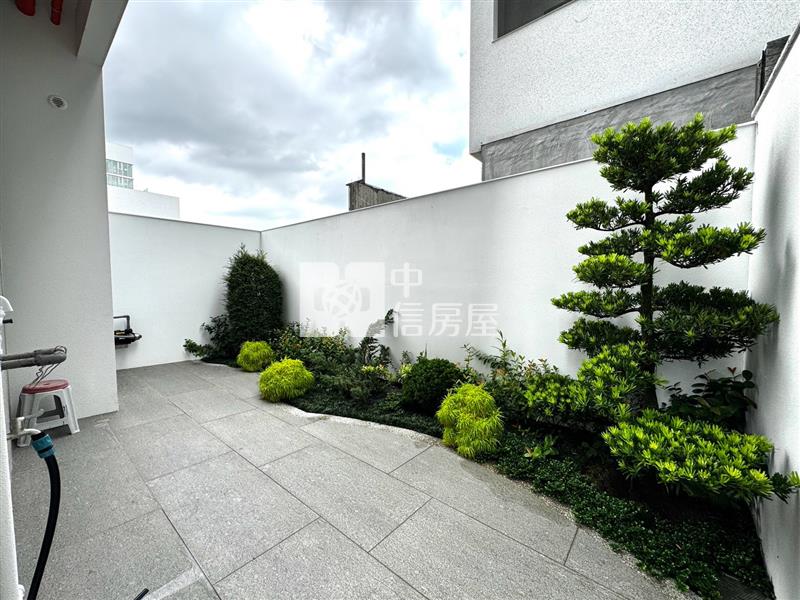 14期全新落成獨棟電梯別墅房屋室內格局與周邊環境