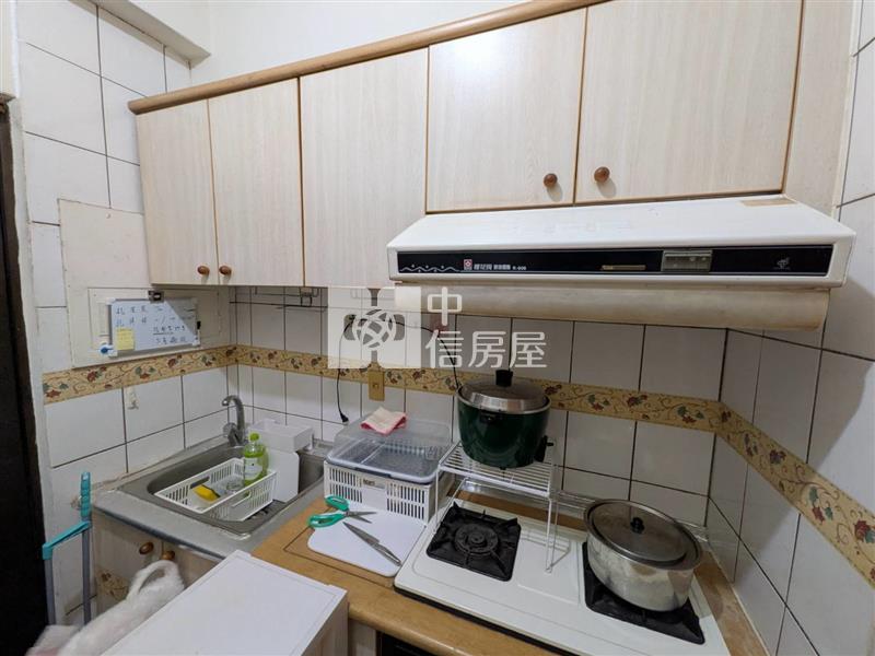 曼哈頓10樓套房房屋室內格局與周邊環境