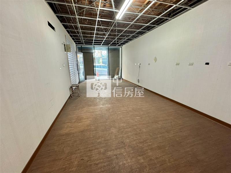 正新榮路金店面房屋室內格局與周邊環境