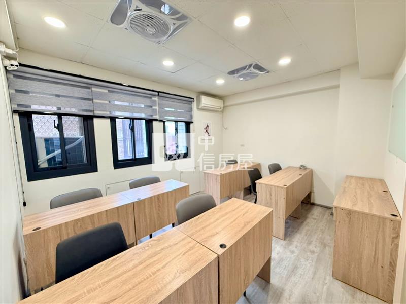 (富貴春)逢甲免整理黃金樓店房屋室內格局與周邊環境