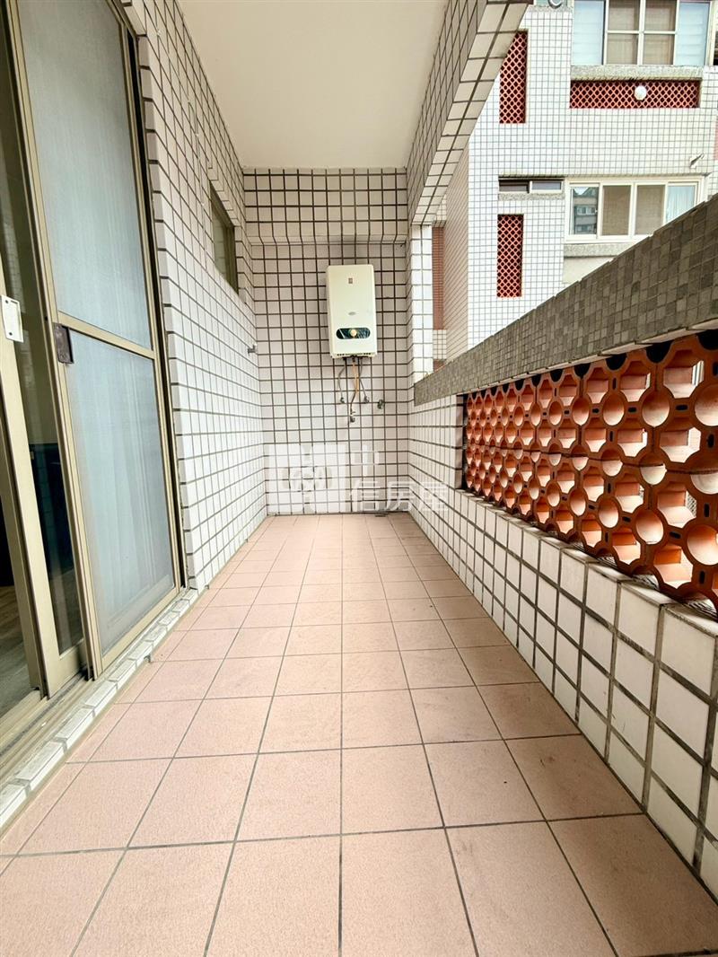 (富貴春)逢甲免整理黃金樓店房屋室內格局與周邊環境