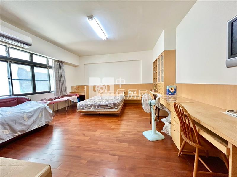 近仁德公所△窗電梯雙店住房屋室內格局與周邊環境