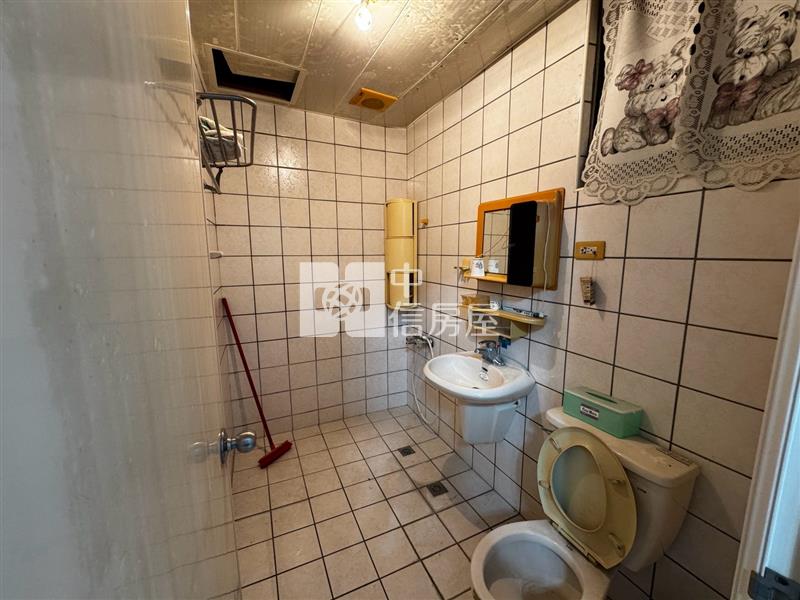 北港知名建國社區三房平車房屋室內格局與周邊環境