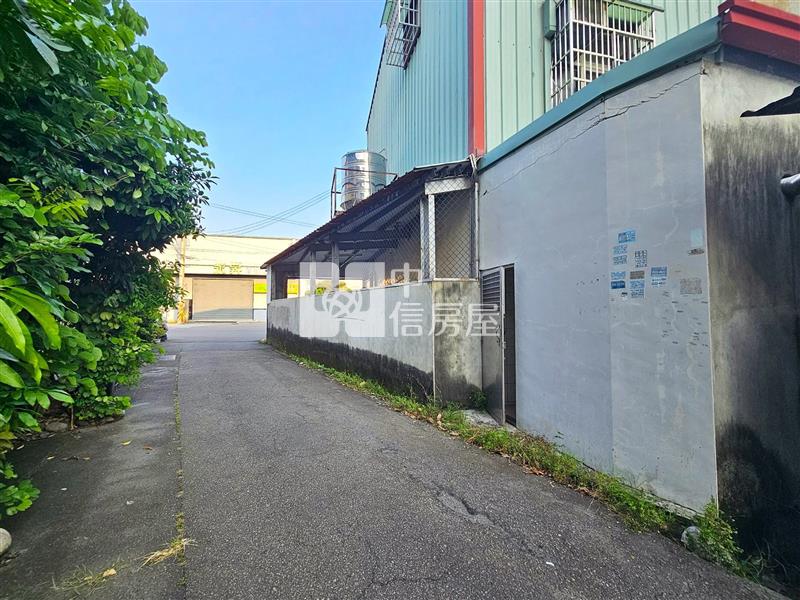 機捷旁三面採光角間透天房屋室內格局與周邊環境
