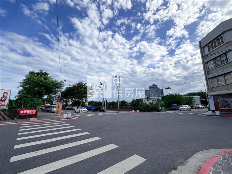 花蓮市重慶路都內黃金角地1076坪(C34)