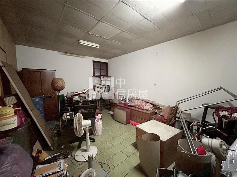 【豐禾】中壢體育園區第一排黃金招財透店房屋室內格局與周邊環境