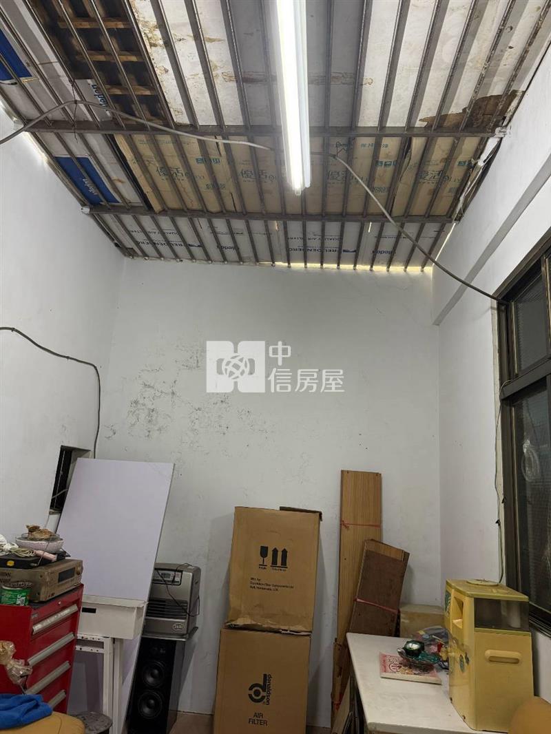 麥當勞(M)旁大地坪透店房屋室內格局與周邊環境