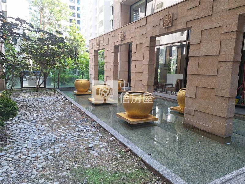 (專)左營大路商圈微風京品三房大平車房屋室內格局與周邊環境