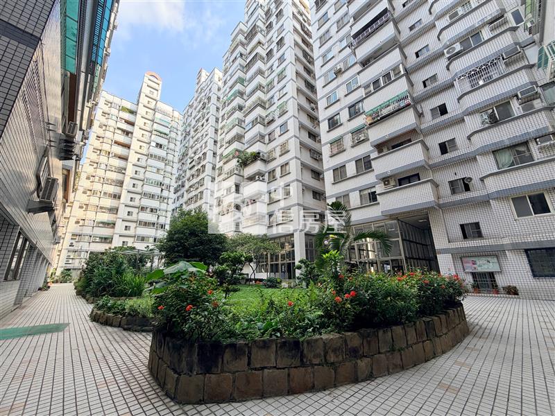 大安黃金城裝潢三房房屋室內格局與周邊環境