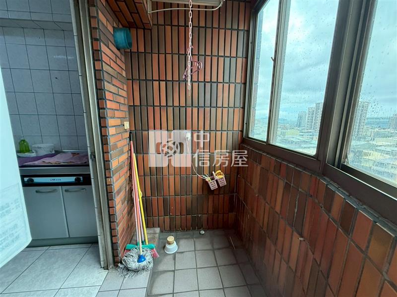小港幸福六福天廈三房房屋室內格局與周邊環境