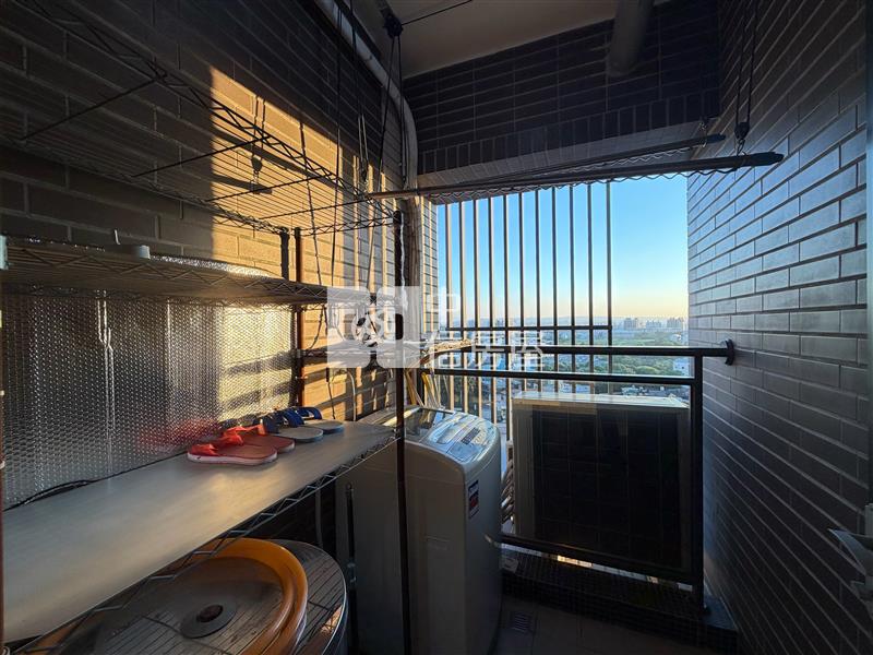 中壢體育園區、萬家福旁【京松】精美二房車房屋室內格局與周邊環境