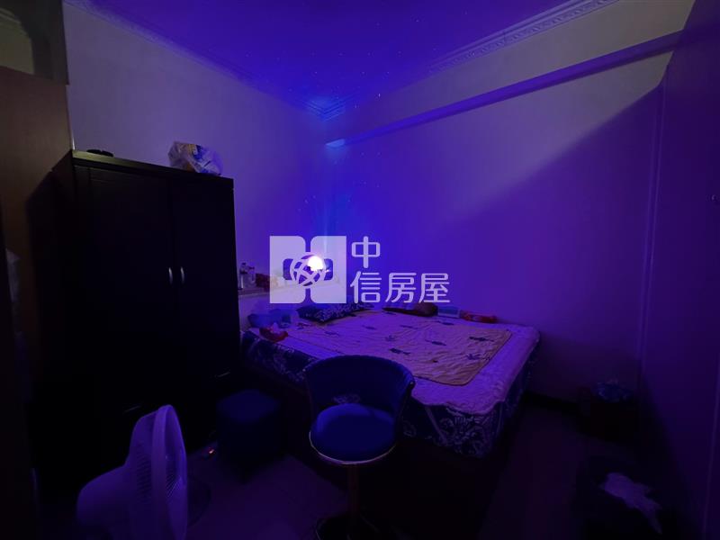 豐原廟東粉嫩嫩輕屋齡電梯透天房屋室內格局與周邊環境