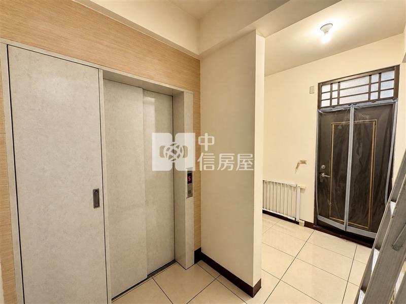 豐原廟東粉嫩嫩輕屋齡電梯透天房屋室內格局與周邊環境