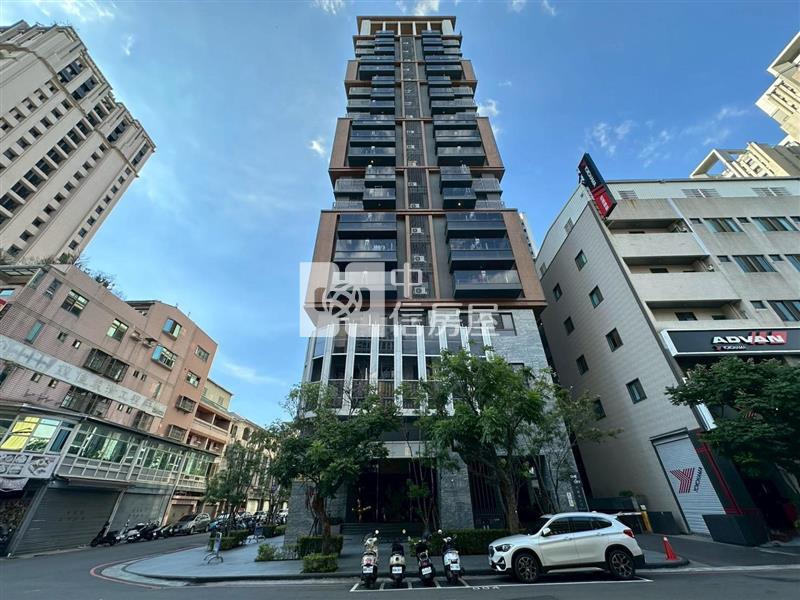 八期豐樂公園旁|親家OneCity兩房平車捷運宅房屋室內格局與周邊環境