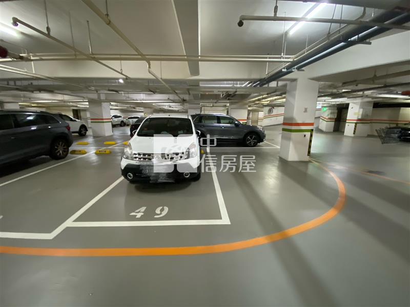 高鐵旭光國小2房大平車視野戶房屋室內格局與周邊環境