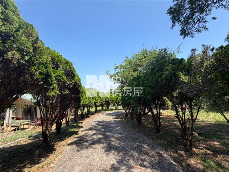 苗栗市休閒農場1202坪附贈2棟渡假小屋房屋室內格局與周邊環境