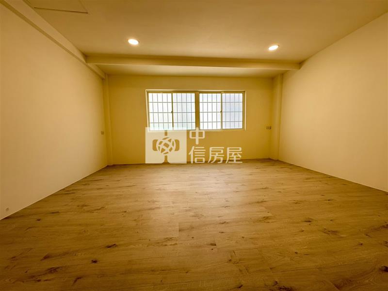 大雅學府商圈孝親美透天房屋室內格局與周邊環境