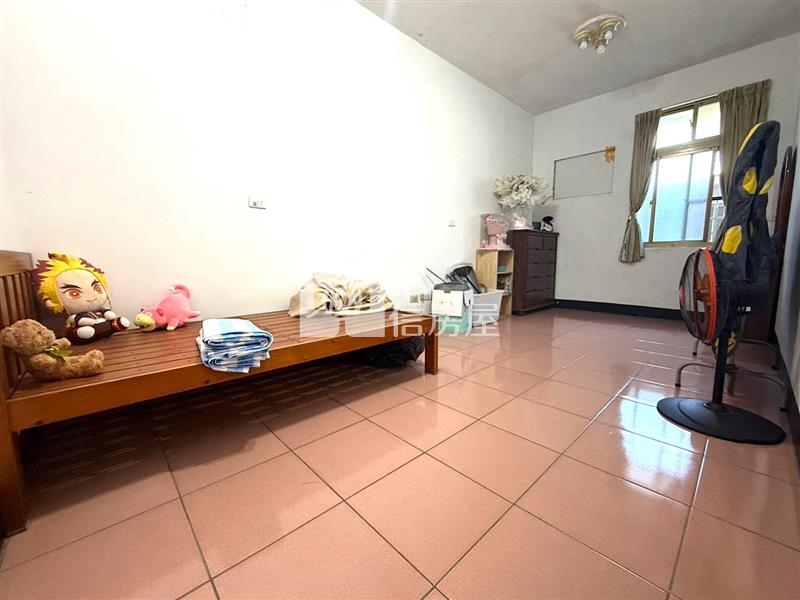 南勢 帝王座向活巷美透天房屋室內格局與周邊環境