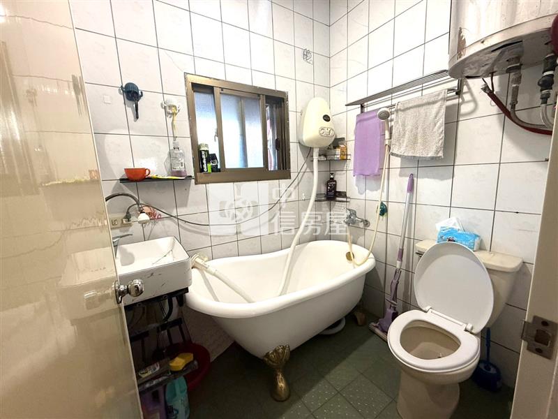 南勢 帝王座向活巷美透天房屋室內格局與周邊環境
