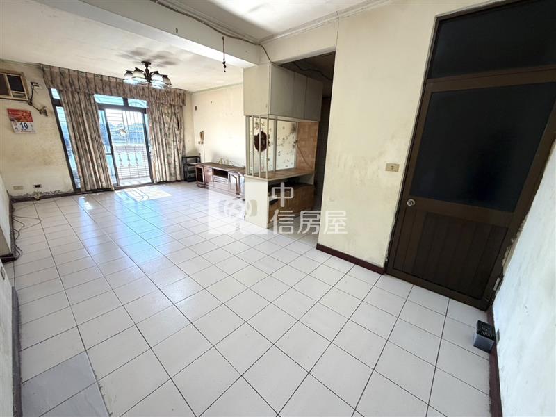 專-桃園龍安商圈湖景3房公寓房屋室內格局與周邊環境