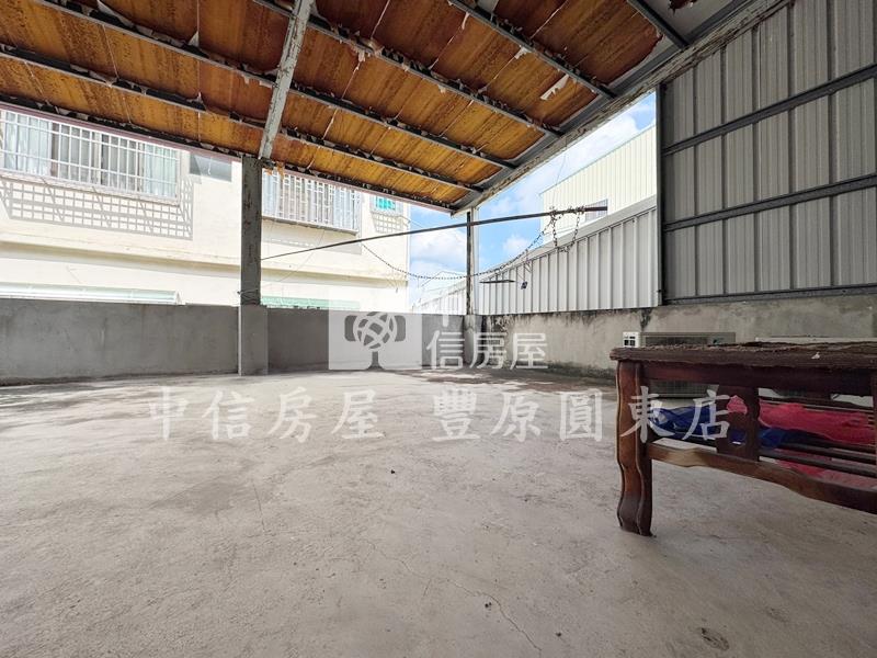 新社12米路店面住家房屋室內格局與周邊環境