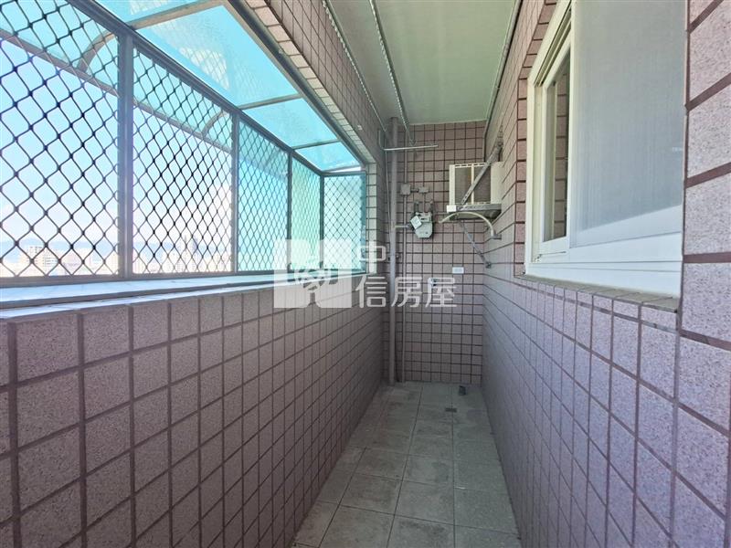北屯一點利|太宇尊爵|次頂樓視野戶|3房平車房屋室內格局與周邊環境