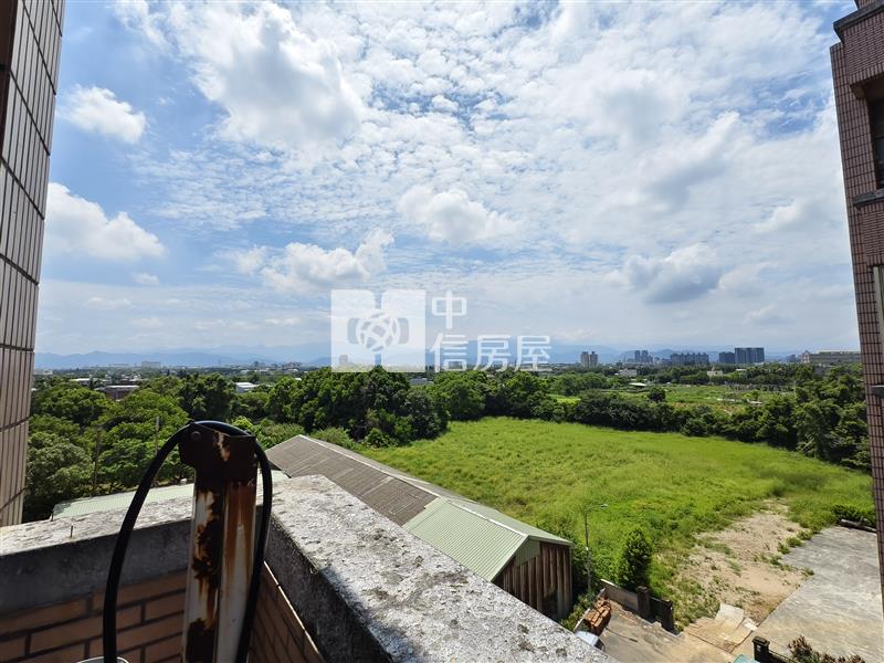烏樹林樓中樓低總價電梯三房房屋室內格局與周邊環境