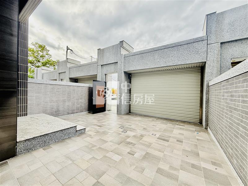 花蓮市慈濟醫院生活圈/全新完工四套房別墅(A77)房屋室內格局與周邊環境