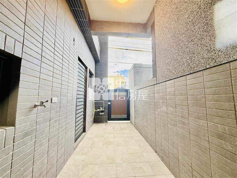 花蓮市慈濟醫院生活圈|全新完工四套房別墅(邊間)(A78)房屋室內格局與周邊環境