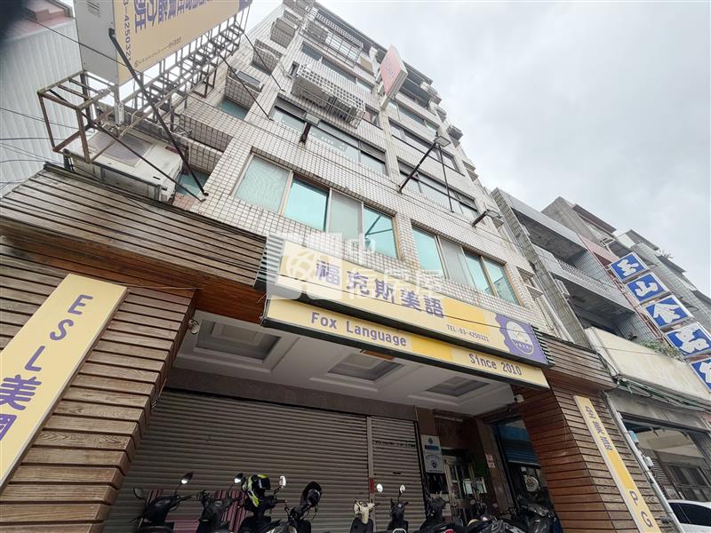 近A21.A22雙捷運站金店面房屋室內格局與周邊環境