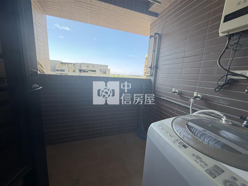青埔尊騰音悅廳2房車房屋室內格局與周邊環境