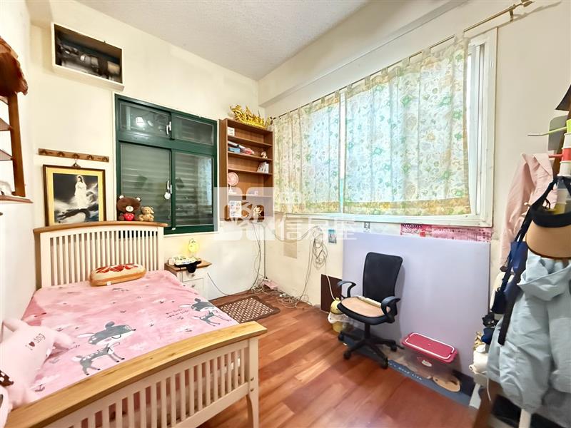 平鎮車站大面寬活巷孝親透天門前停車房屋室內格局與周邊環境