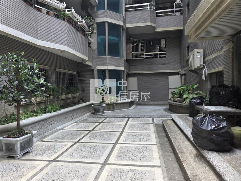 慈濟國小三房+車位房屋室內格局與周邊環境