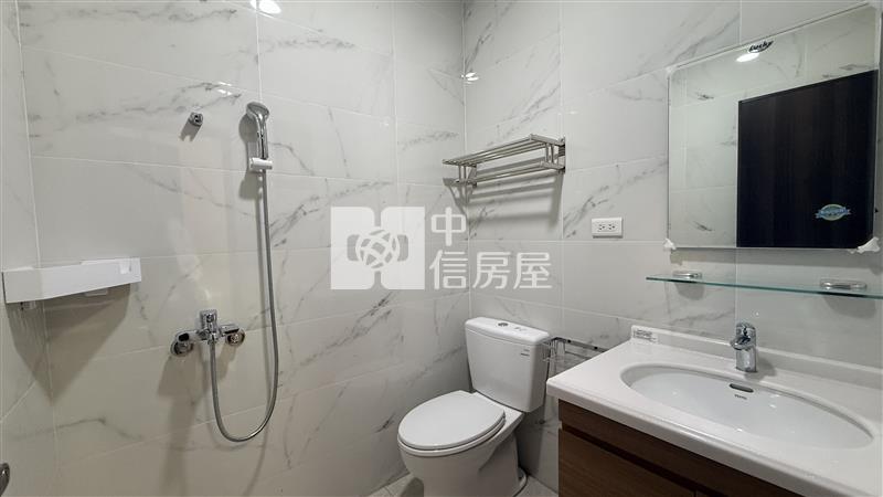 后科商圈近美光社區型透天房屋室內格局與周邊環境
