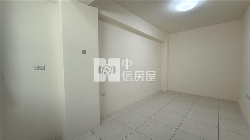 后科商圈近美光社區型透天房屋室內格局與周邊環境