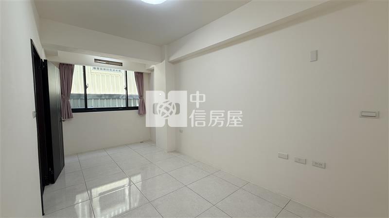 后科商圈近美光社區型透天房屋室內格局與周邊環境