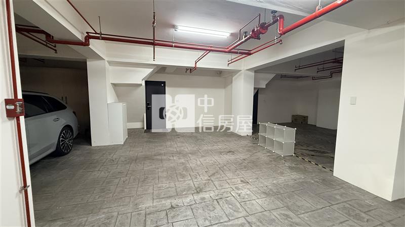后科商圈近美光社區型透天房屋室內格局與周邊環境