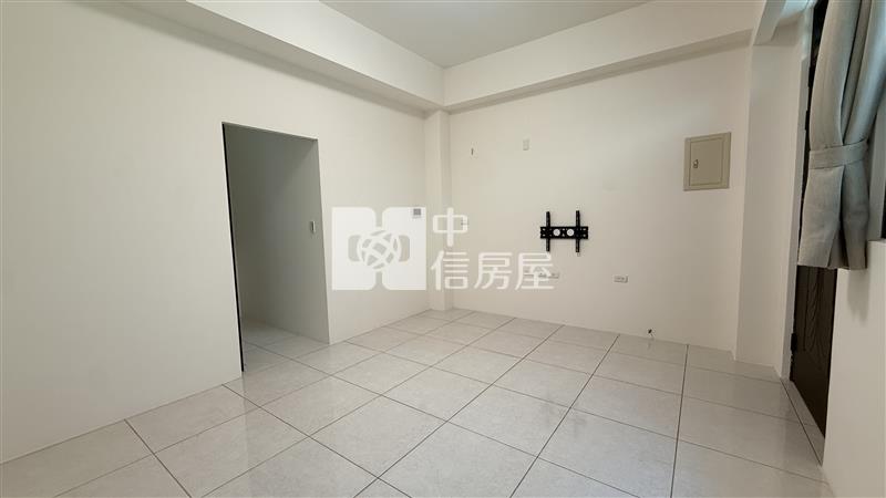 后科商圈近美光社區型透天房屋室內格局與周邊環境