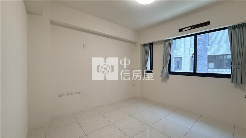 后科商圈近美光社區型透天房屋室內格局與周邊環境