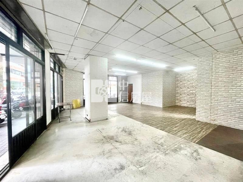 一點利商圈三角窗金店房屋室內格局與周邊環境