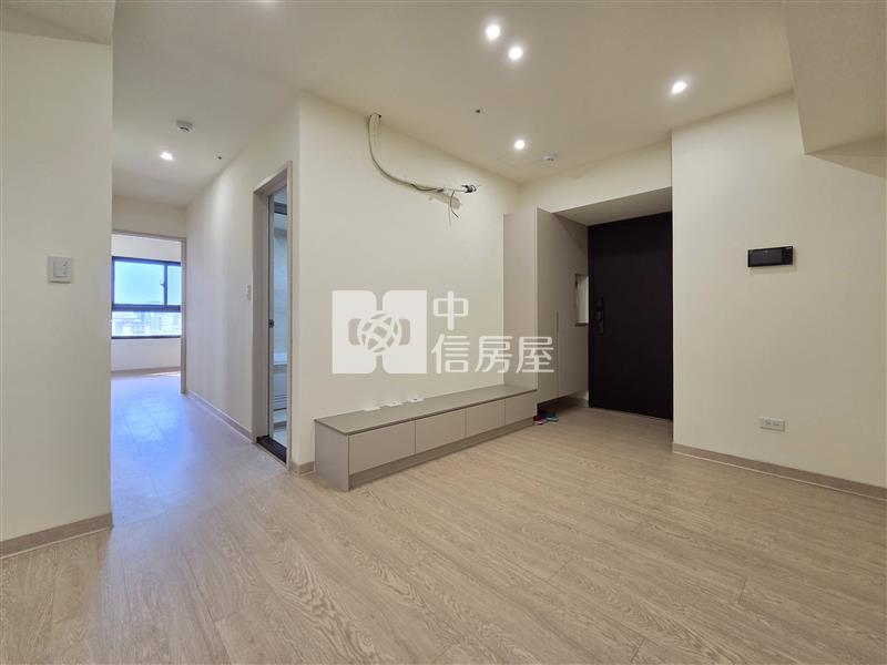 市政愛悅裝潢三房平車房屋室內格局與周邊環境
