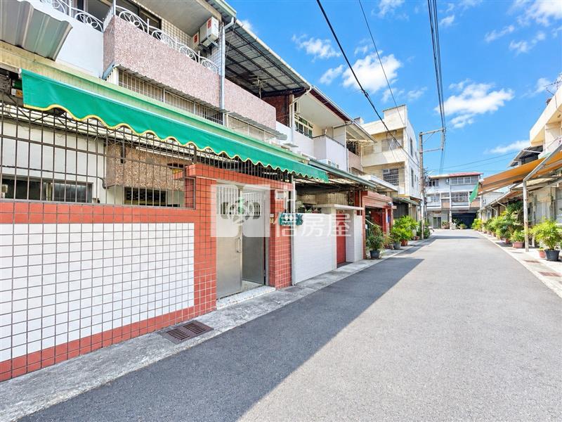 正大里三期清幽靜謐孝親美透天房屋室內格局與周邊環境